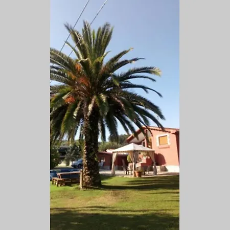 En El Centro De Cantabria , Con Piscina. Semesterbostad Torrelavega