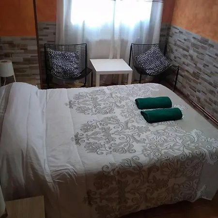 Semesterbostad En El Centro De Cantabria , Con Piscina. Torrelavega