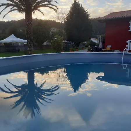 En El Centro De Cantabria , Con Piscina. Semesterbostad *